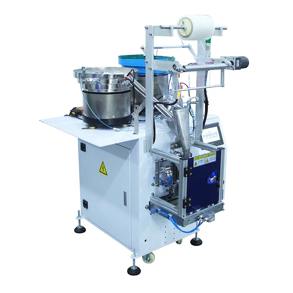 Pakowanie śrub — maszyna XingKe